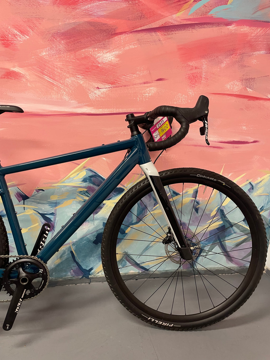 BMC URS AL Two Apex 1 aluminum gravel bike 2023