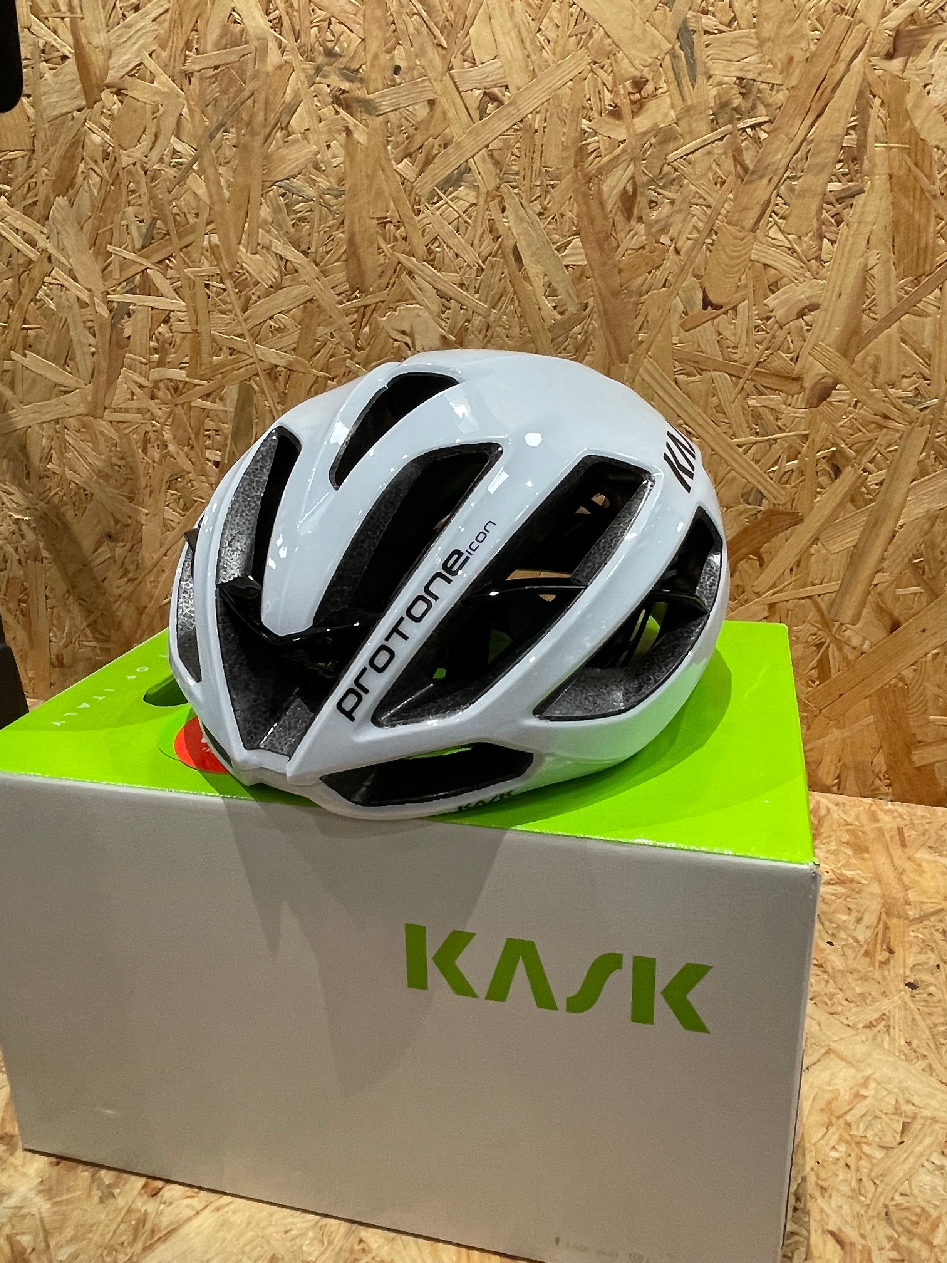 Kask - Mojito white