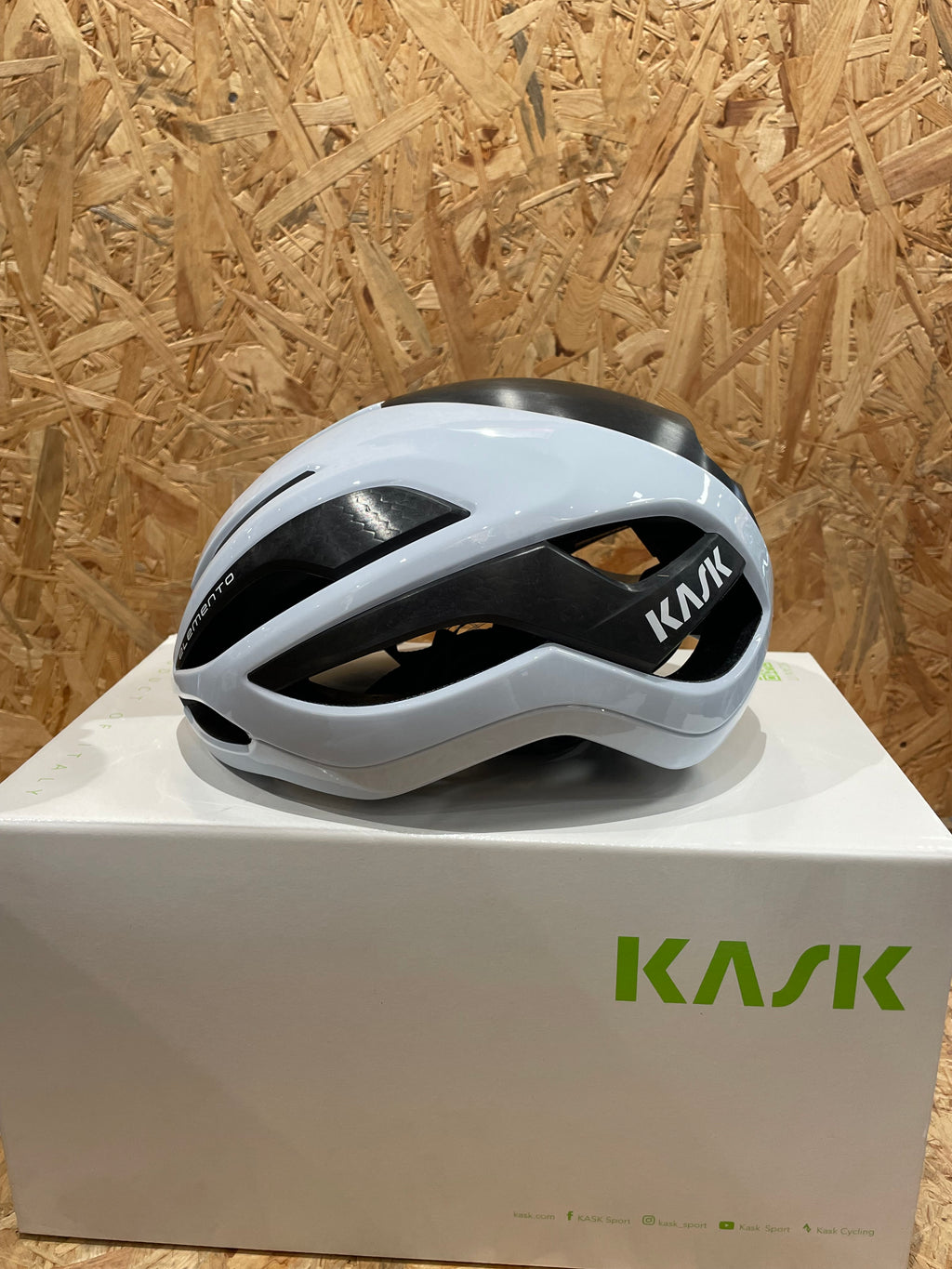 Kask - Elemento
